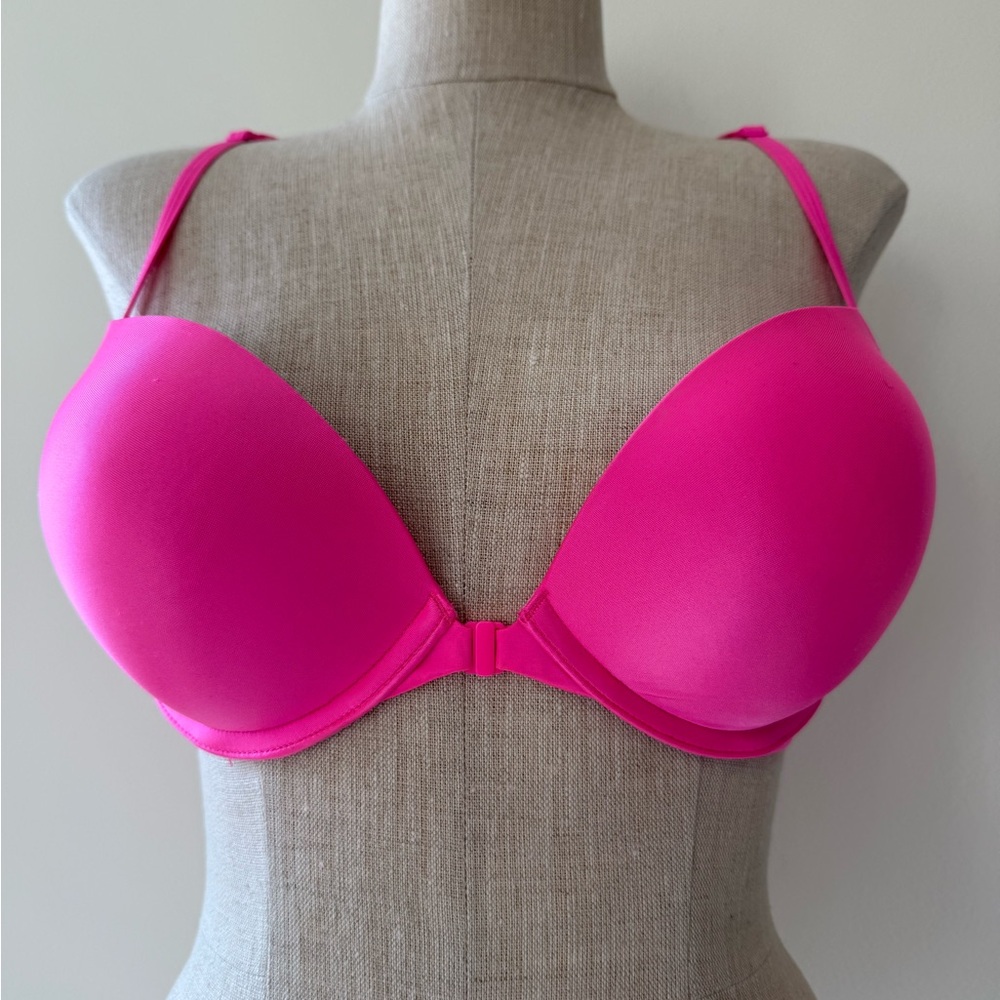 Victoria's Secret Bombshell Plunge Criss Cross Back Bra in Hot Pink - Picture 7 of 8